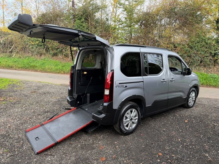  Peugeot Rifter 1.5 BlueHDi 100 Allure 5dr WHEELCHAIR ACCESSIBLE VEHICLE 4 SEATS