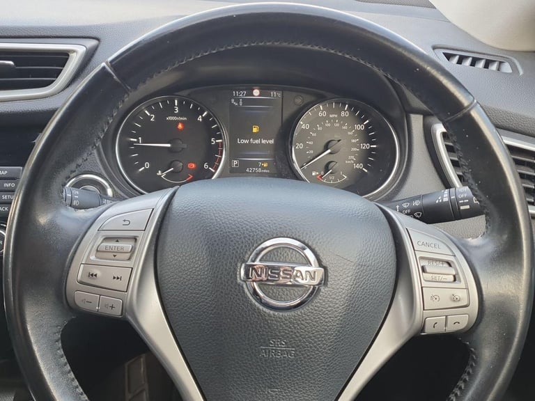 2016 Nissan Qashqai 1.6 dCi Tekna 5dr Xtronic Hatchback Diesel Automatic