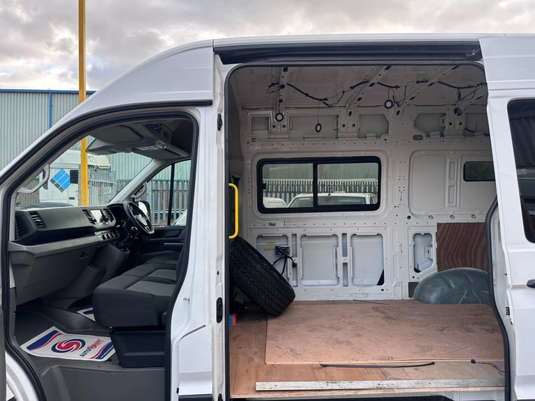 2018 68 Volkswagen Crafter 2.0 TDI CR35 Trendline SEMI-CONVERTED CAMPER *NO VAT*