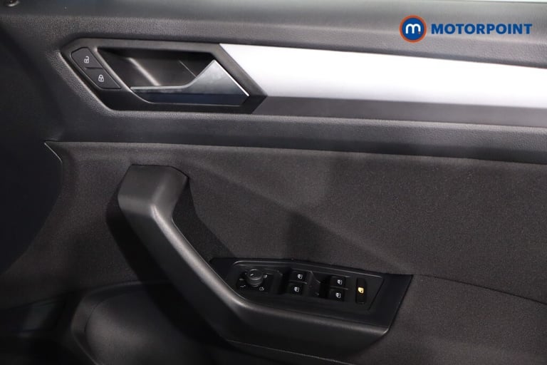 2022 Volkswagen T-Roc 1.0 TSI Life 5dr SUV Petrol Manual