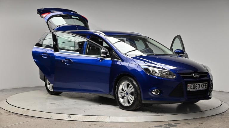 2013 Ford Focus 1.6 Titanium Navigator Powershift Euro 5 5dr ESTATE Petrol Automatic