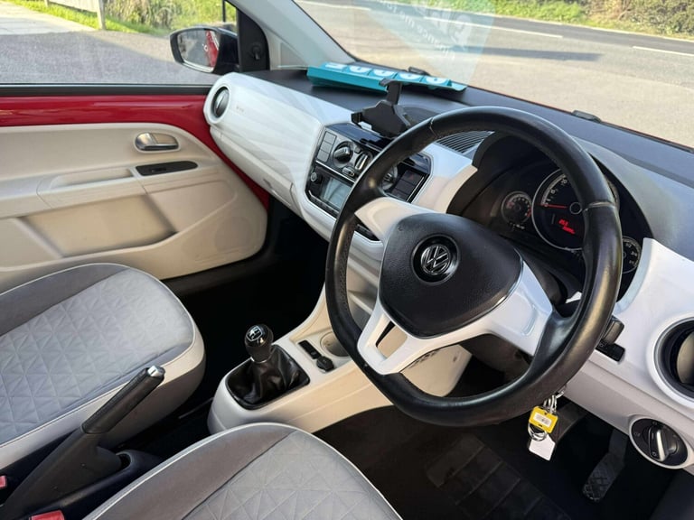 2016 Volkswagen up! 1.0 Up Beats 3dr - READY TO DRIVE AWAY TODAY HATCHBACK Petrol Manual