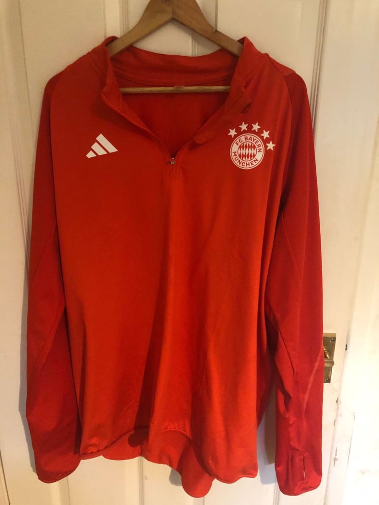 image for 🔴 Bayern Munich Long Sleeve Jersey – Red – Brand New (No Tags)