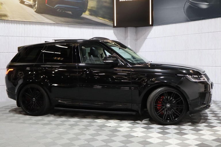LAND ROVER RANGE ROVER SPORT 3.0 D300 MHEV HSE Silver Auto 4WD Euro 6 (s/s) 5dr