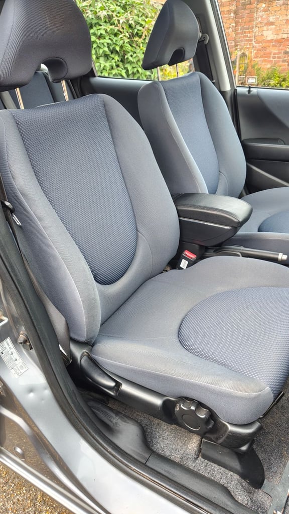 Honda, JAZZ, Hatchback, 2004, Manual, 1339 (cc), 5 doors