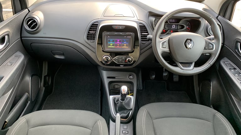 2018 Renault Captur 0.9 TCe ENERGY Iconic SUV 5dr Petrol Manual Euro 6 (s/s) (90 ps) SUV Petrol M...