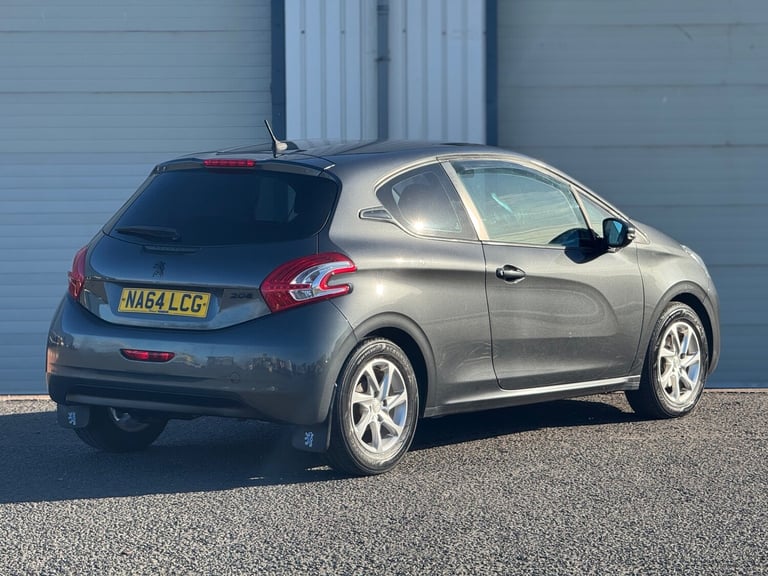 2014 Peugeout 208 Active 1.2 Petrol Manual Hatchback - £20 Road Tax - Cheap Car