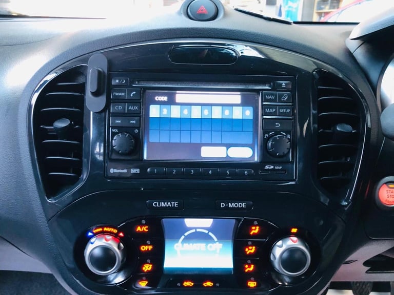 NISSAN JUKE 1.5 dCi 8v Tekna LEATHINTERIOR 12 MONTHS MOT 2012