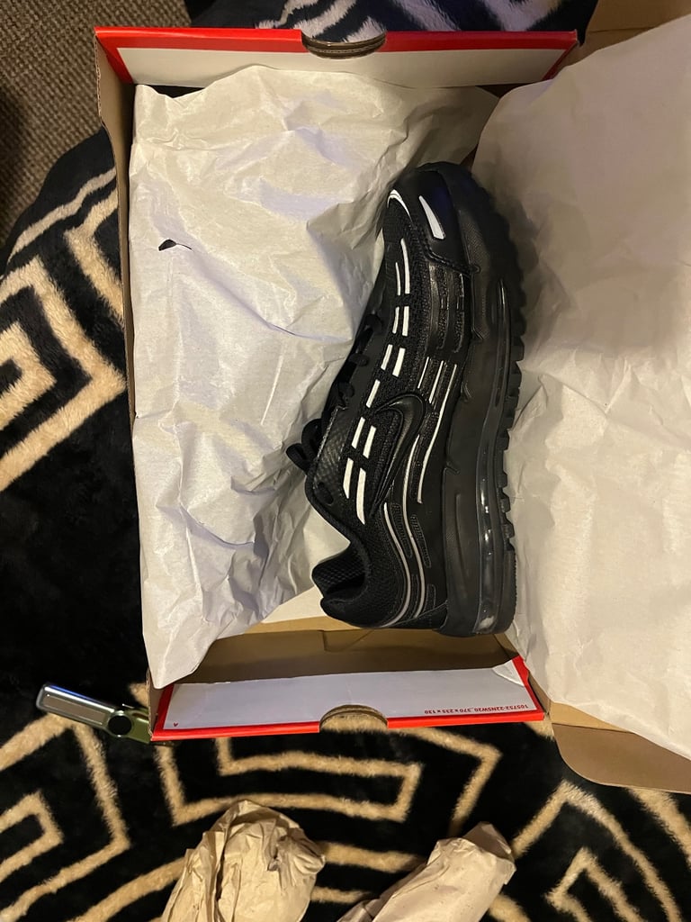 Air max to 2.5 size 10