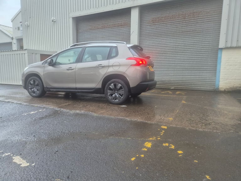 Peugeot, 2008, Hatchback, 2014, Manual, 1560 (cc), 5 doors