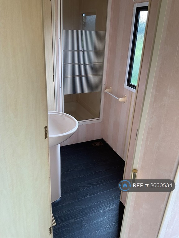 2 bedroom house in Marsh Road Edgmond, Telford, TF10 (2 bed) (#2660534)