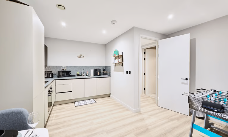 1-Bed Flat for Rent – B3 1TY – £2250 pcm