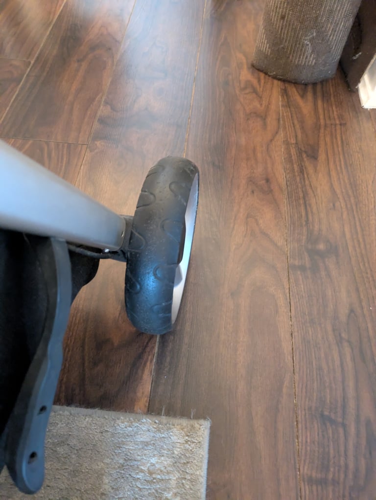 Mama's & papas lightweight buggy 