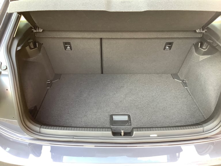 2024 Volkswagen Polo LIFE Hatchback Petrol Manual
