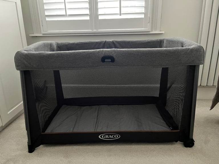 image for Graco Fold Lite Travel Cot