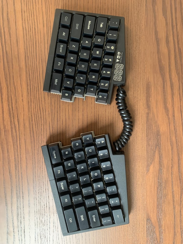 UHK Split mechanical keyboard • Ergonomic • Trackball & thumb modules • Cherry MX Clear