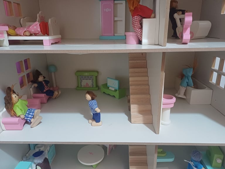 Doll house