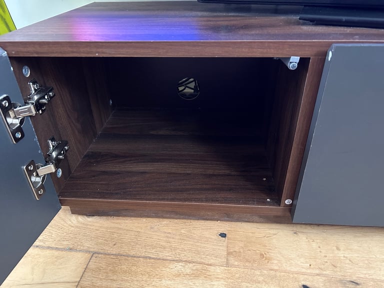 TV cabinet 