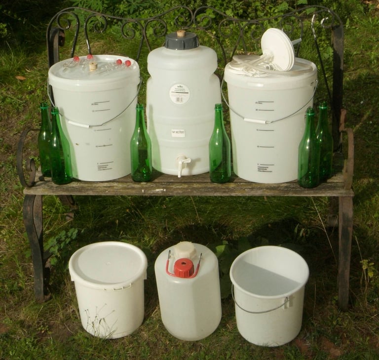 Wine/beer making equipment