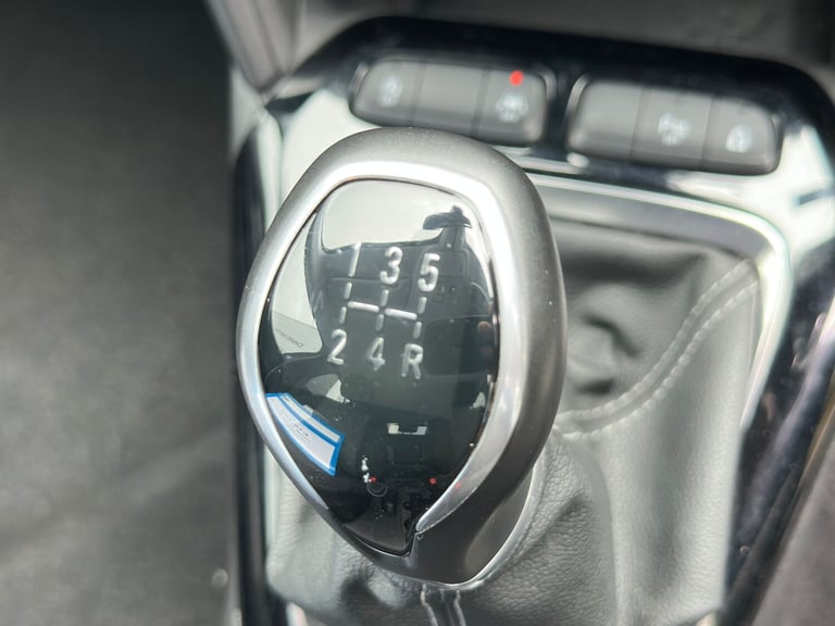 2021 Vauxhall Corsa 1.2 SE Premium 5dr HATCHBACK PETROL Manual