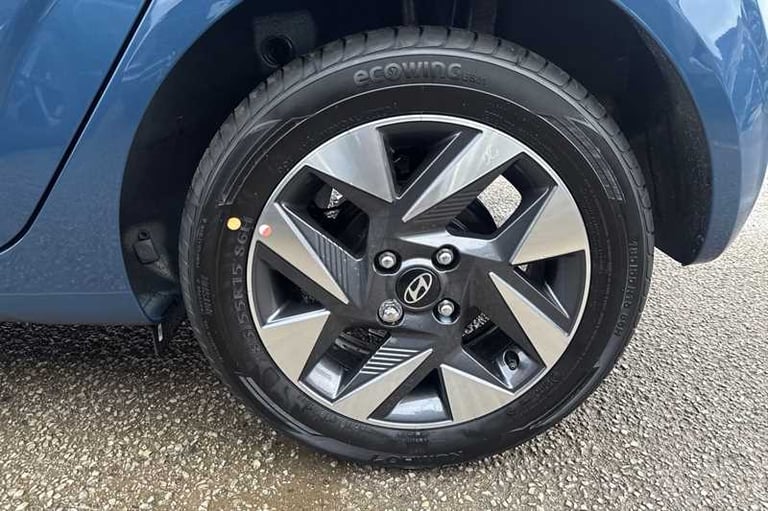 2025 Hyundai i10 1.2 Advance Hatchback 5dr Petrol Auto Euro 6 (s/s) (79 ps) Hatchback Petrol Auto...