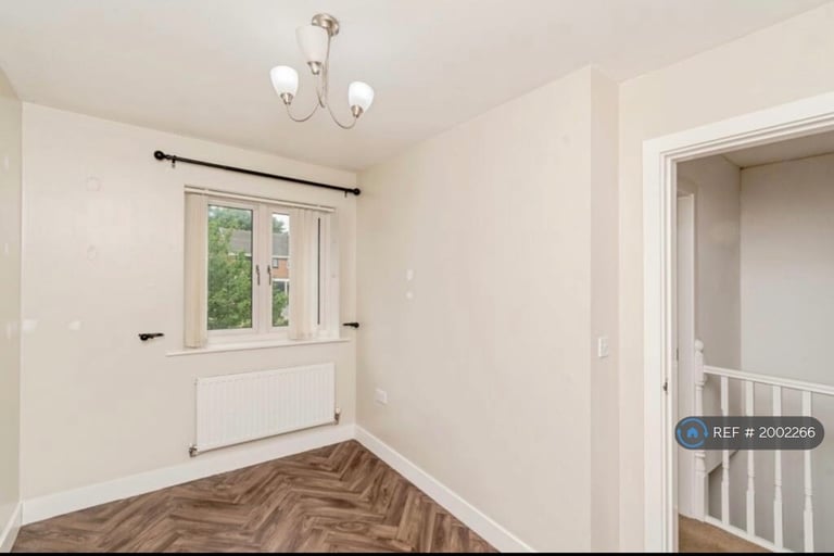 3 bedroom house in Goscote Lane, Walsall, WS3 (3 bed) (#2002266)