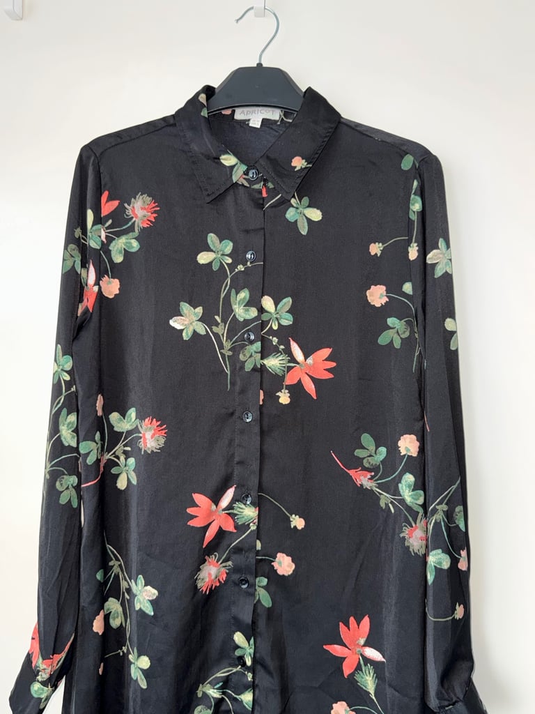 Women’s Apricot Satin Floral Shirt Dress size 10