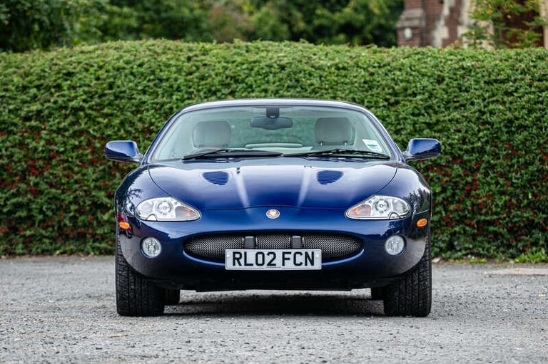 2002 Jaguar XKR COUPÉ 4.0 2dr Auto COUPE PETROL Automatic