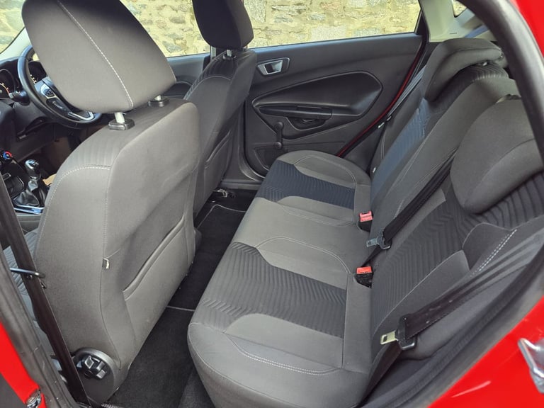 Ford, FIESTA, Hatchback, 2015, Manual, 998 (cc), 5 doors