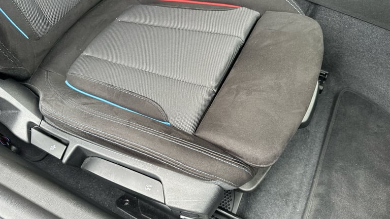 2025 BMW 2 Series 220i M Sport 2dr Step Auto [Pro Pack] Petrol Coupe Coupe Petrol Automatic