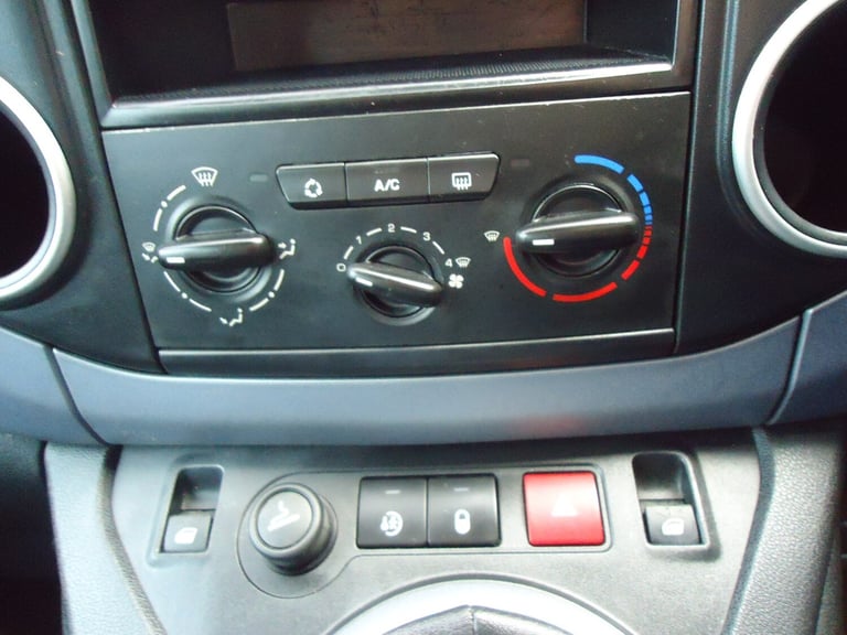 CITROEN BERLINGO 1.6 i XTR Silver Manual Petrol 2008