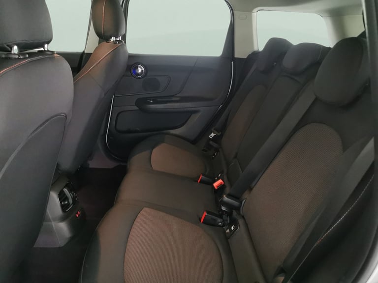 2023 MINI Countryman 1.5 Cooper Classic SUV 5dr Petrol Steptronic Euro 6 (s/s) (136 ps) - HEATED ...