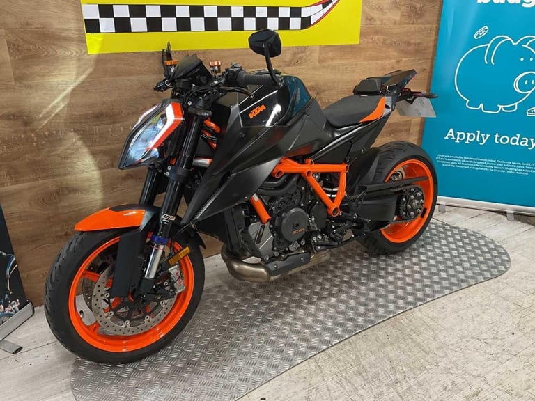 KTM 1290 SUPERDUKE R Evo