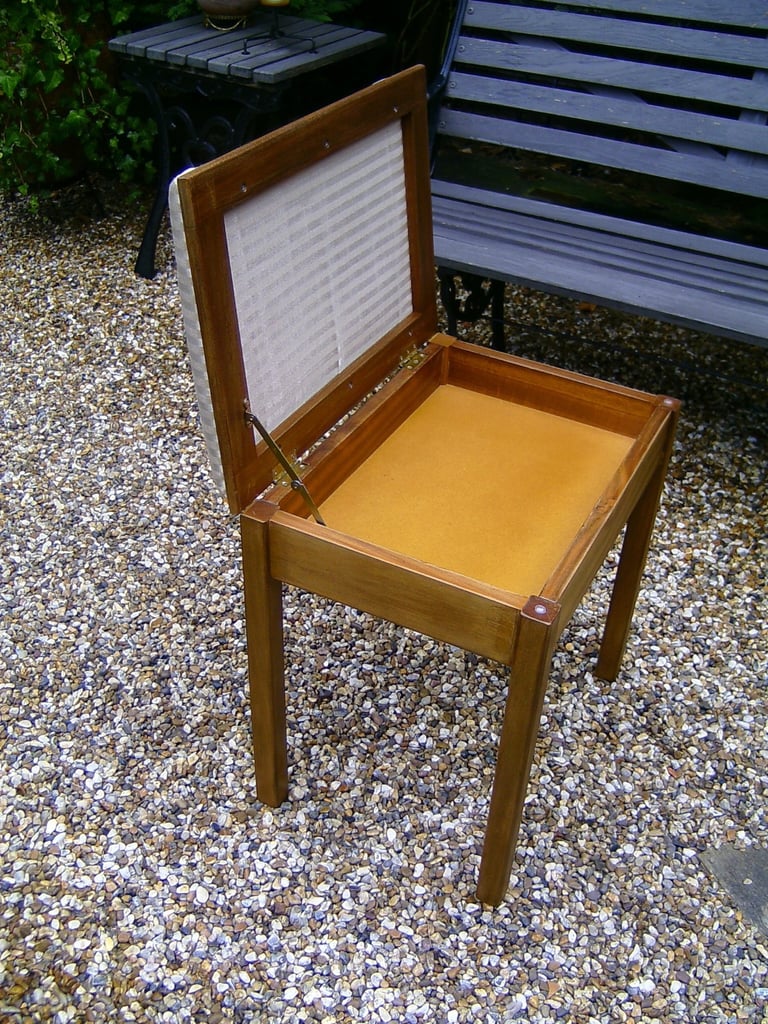 Dressing table stool / piano stool with storage