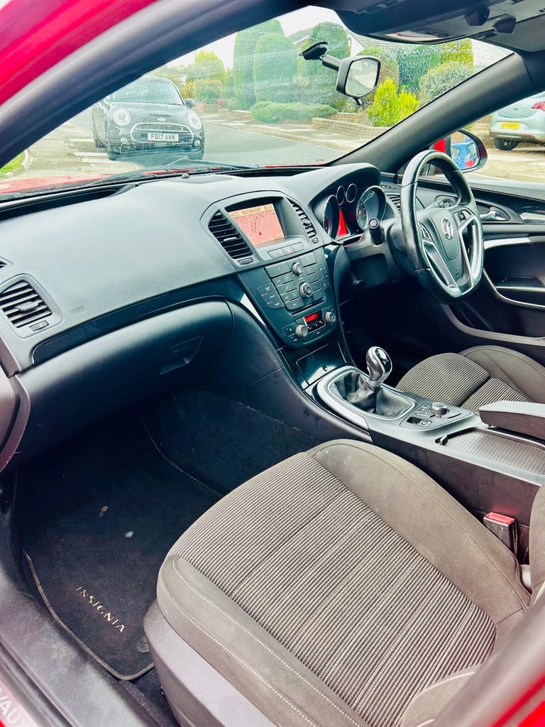 Vauxhall Insignia VX Line ESTATE MEGA LOW MILES