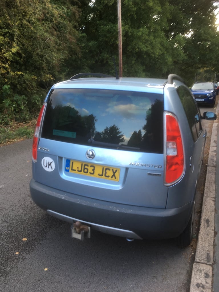 Skoda, ROOMSTER, MPV, 2013, Manual, 1598 (cc), 5 doors
