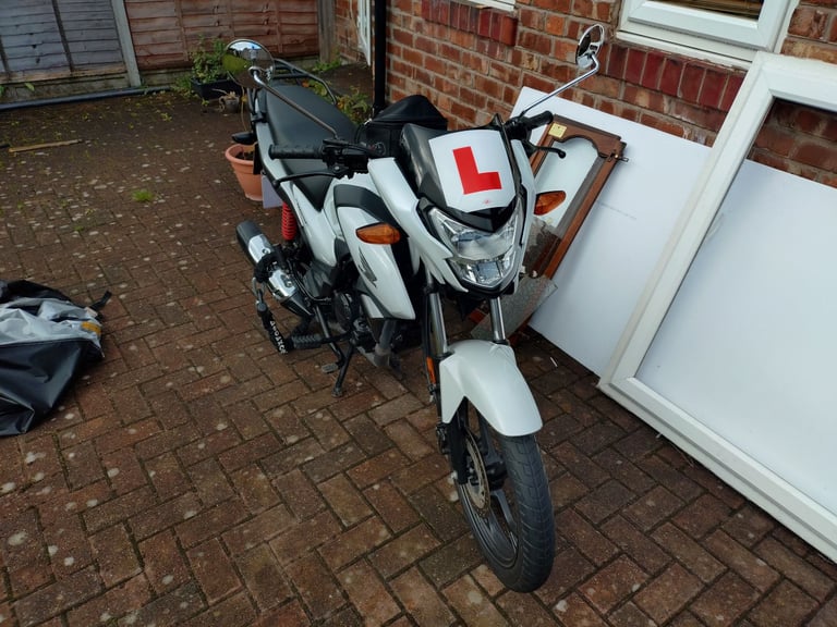 Honda CB125F 2022 - 4401 Miles