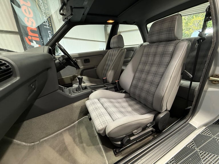  BMW 3 Series 1.8 318i S 2dr Petrol Manual