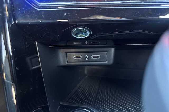 2022 Volkswagen T-Roc 1.5 TSI R-Line 5dr DSG Hatchback Petrol Automatic