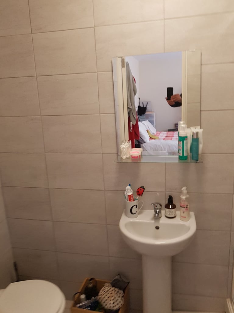 NICE ONE BEDROOM FLAT TO LET IN ARCHWAY