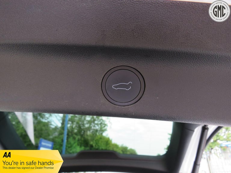 TESLA MODEL Y (Dual Motor) Long Range 1 Owner, Pano Roof, Autopilot 2022