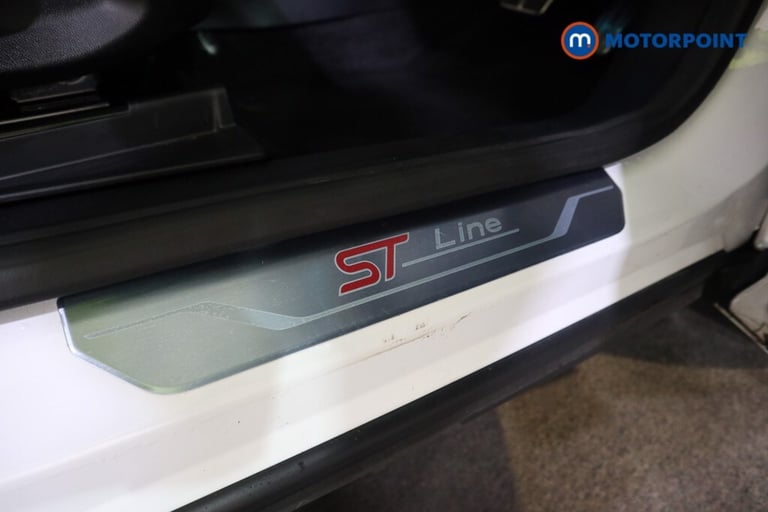 2025 Ford Puma 1.0 EcoBoost Hybrid mHEV ST-Line 5dr DCT SUV Petrol Automatic