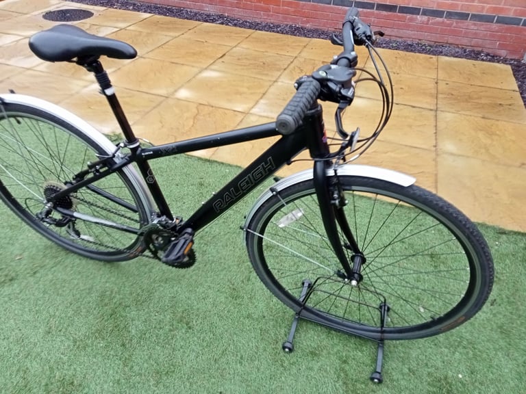 Raleigh X1 Aluminium Hybrid Bike.