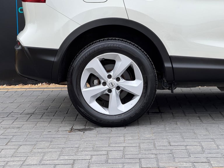 2019 Nissan Qashqai 1.3 DIG-T Acenta Premium Euro 6 (s/s) 5dr HATCHBACK Petrol Manual