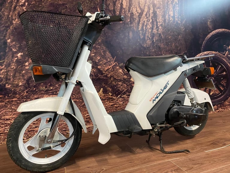 1992 JDM Suzuki Super Mollet 50 2-stroke scooter