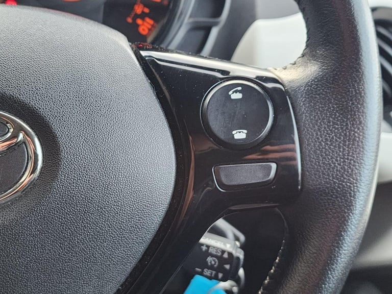 TOYOTA AYGO 1.0 VVT-i x-style 2017