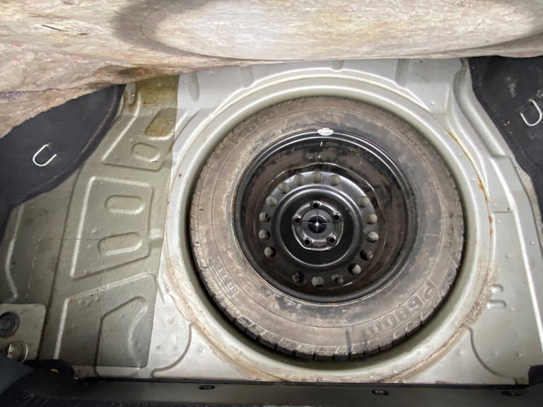 2000 Vauxhall Vectra 2.0 SRi 140 5dr HATCHBACK Petrol Manual