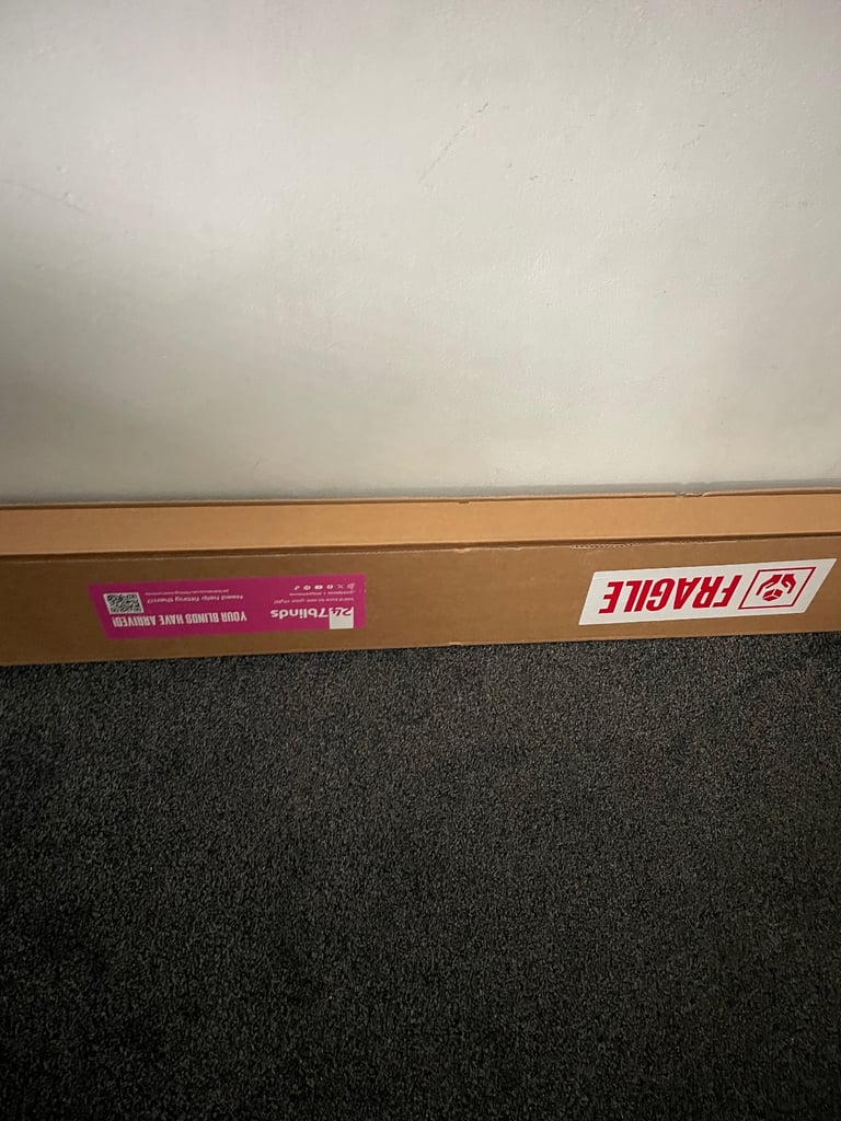 WHITE FAUX WOOD BLIND, NEW, 145cm x 120cm