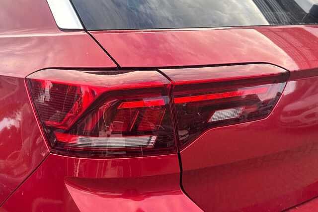 2022 Volkswagen T-Roc 1.5 TSI R-Line 5dr DSG + 19' MISANO ALLOYS + KEYLESS + REAR CAMERA Hatchbac...