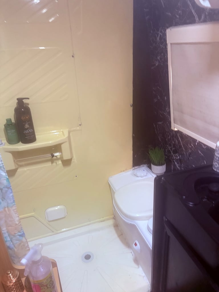 Avondale caravan 4 berth